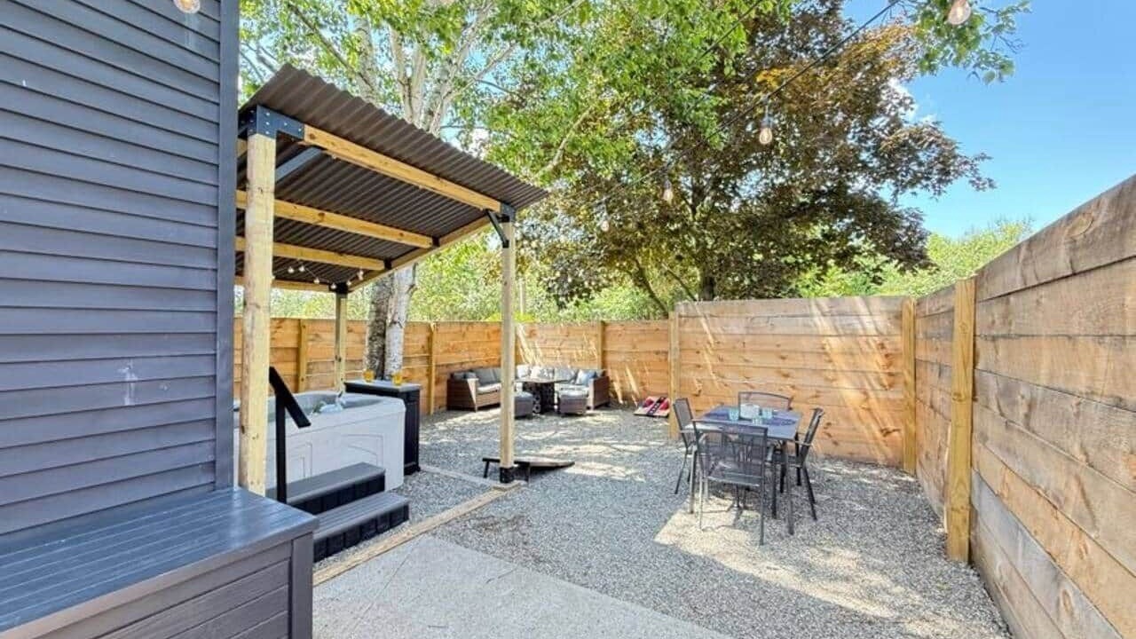 Photo of Outdoor in Hudson