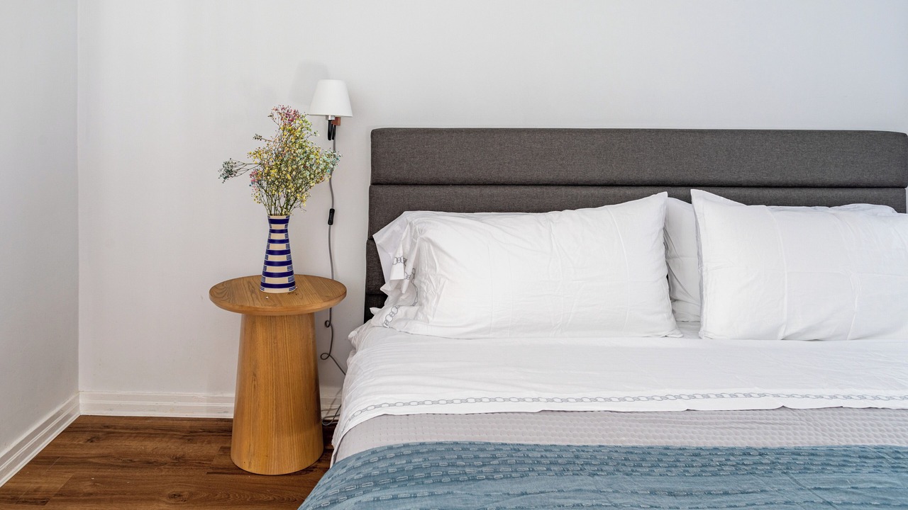 Photo of Bedroom in Kew Gardens Hills
