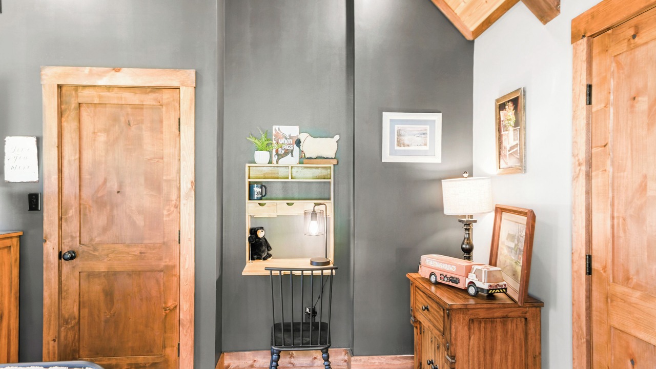 Photo of Bedroom in Smithsburg