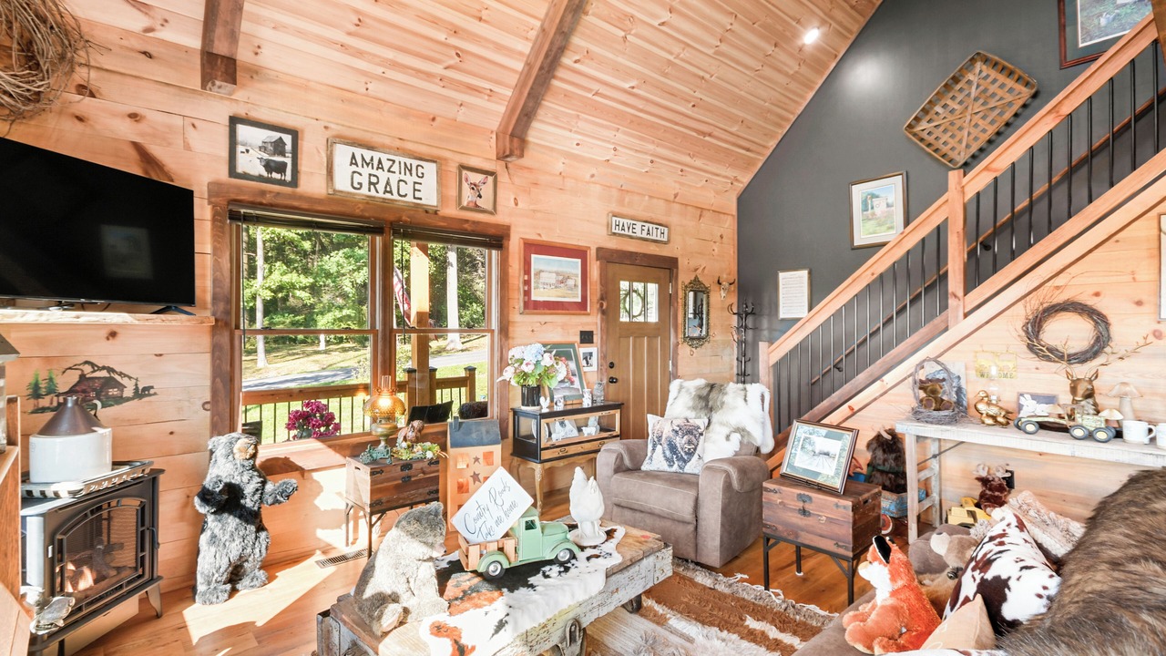 Photo of Livingroom in Smithsburg