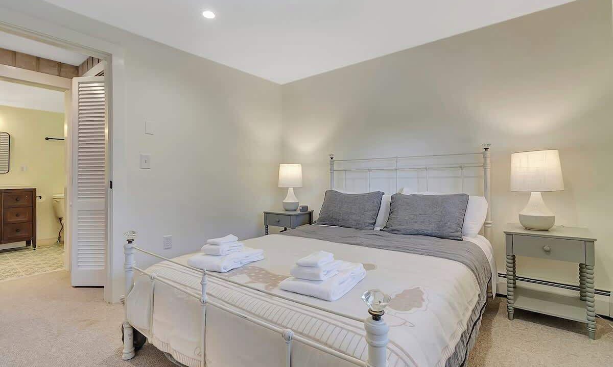 Photo of Bedroom in Bromley Mountain