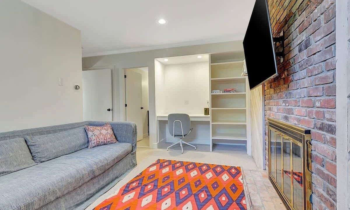 Photo of Livingroom in Bromley Mountain
