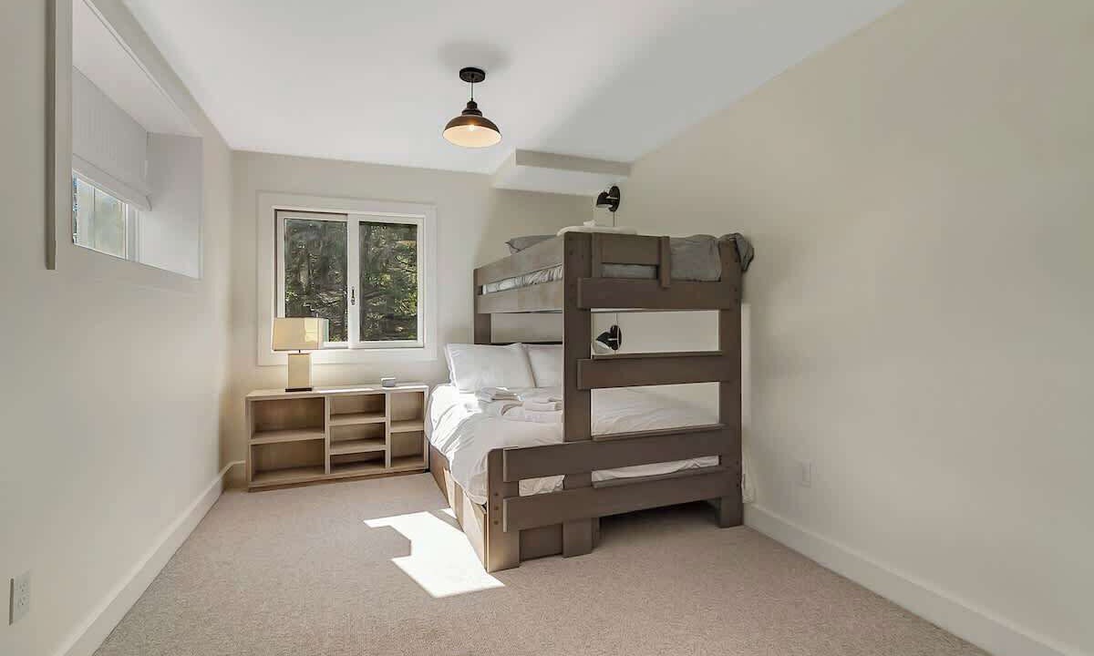 Photo of Bedroom in Bromley Mountain