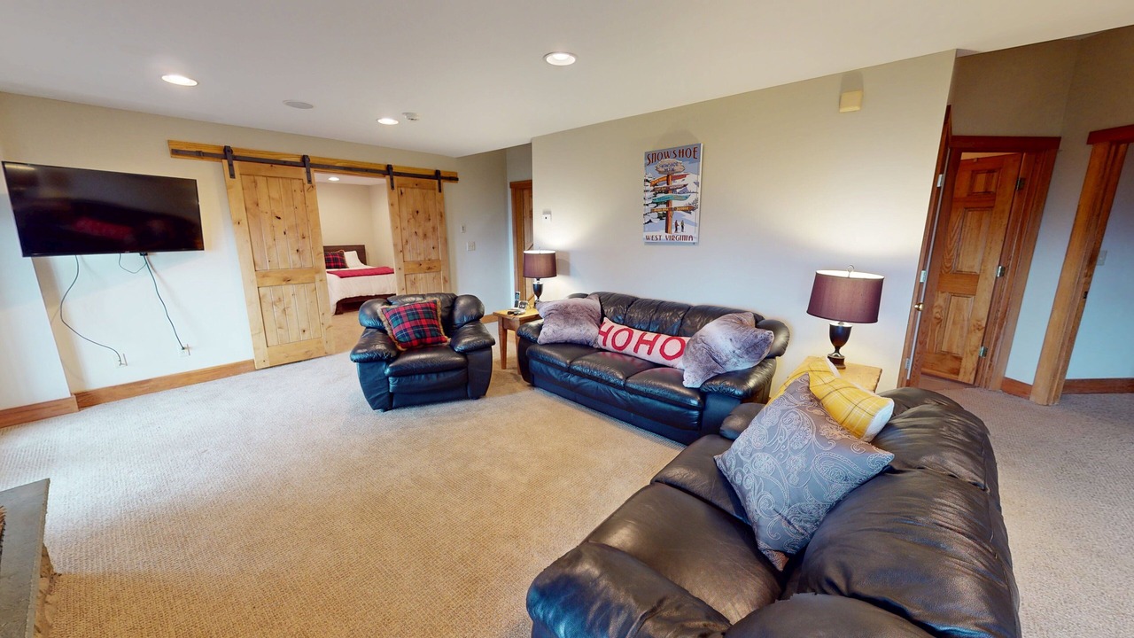 Photo of Bedroom in Snowshoe