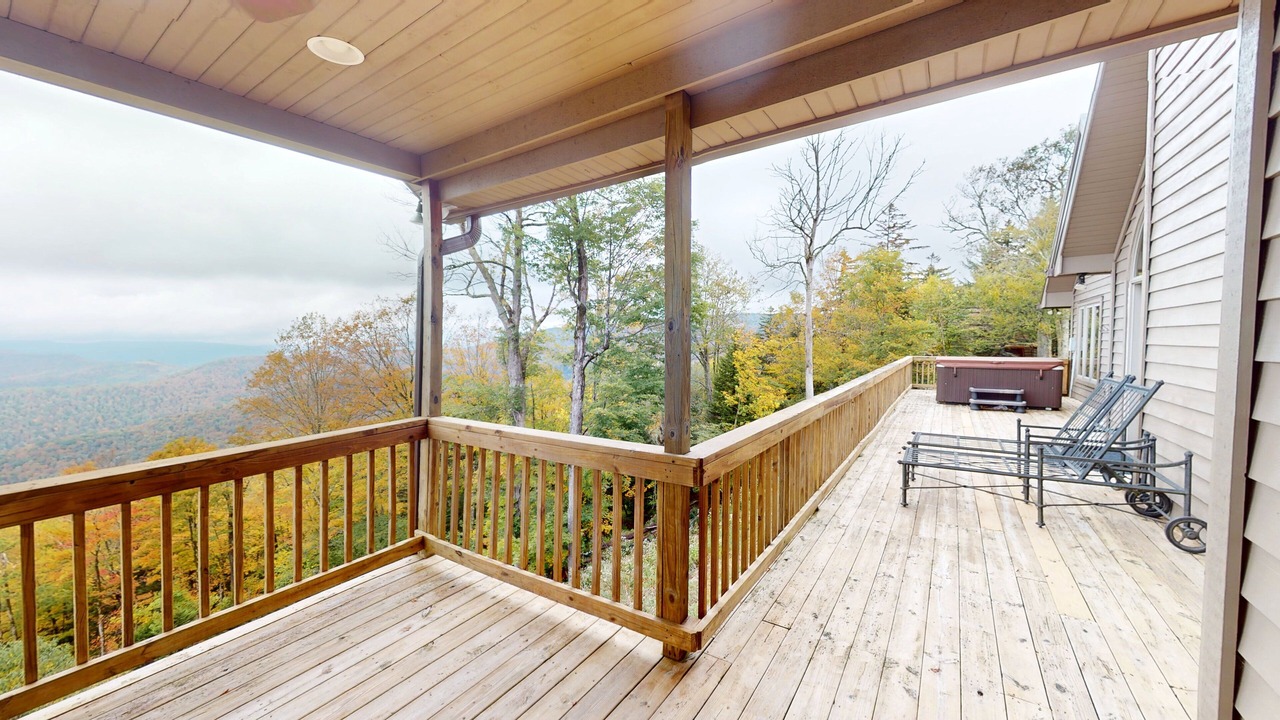Photo of Patio Balcony in Snowshoe