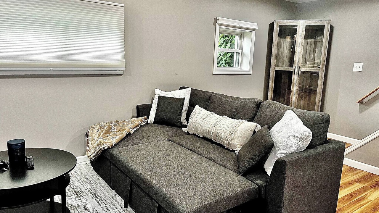 Photo of Livingroom in Syracuse