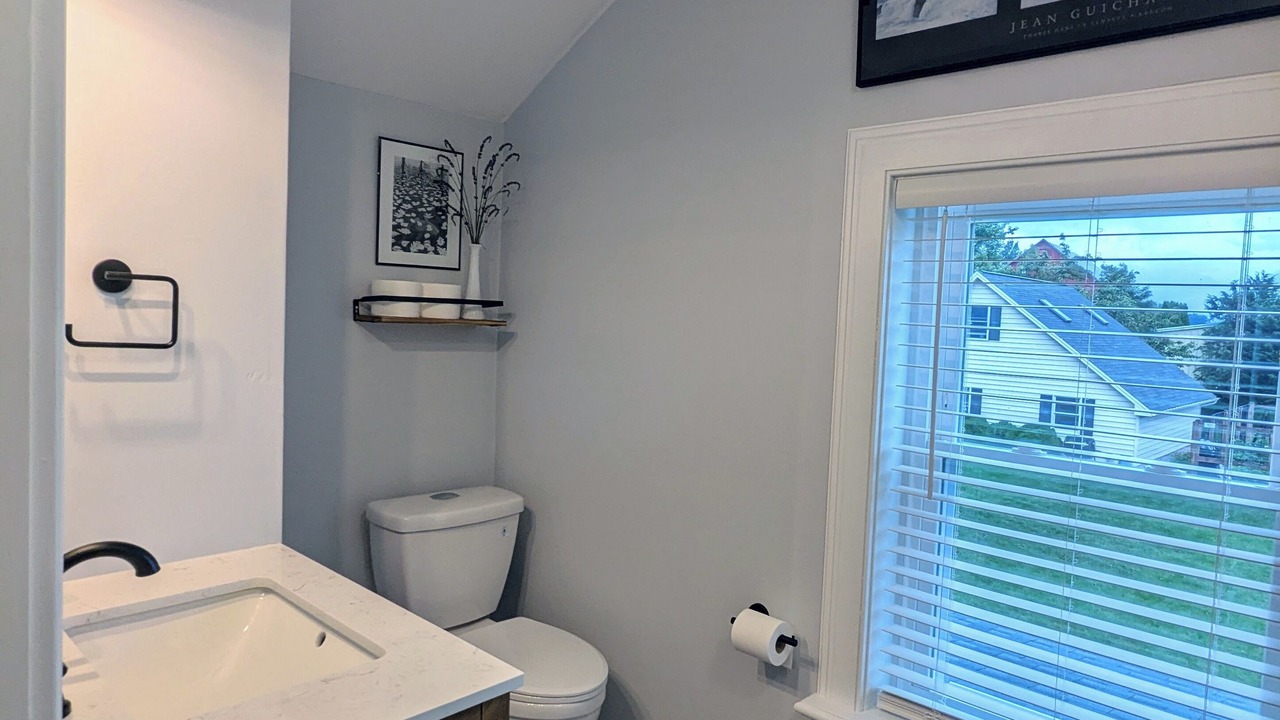 Photo of Bathroom in Taneytown