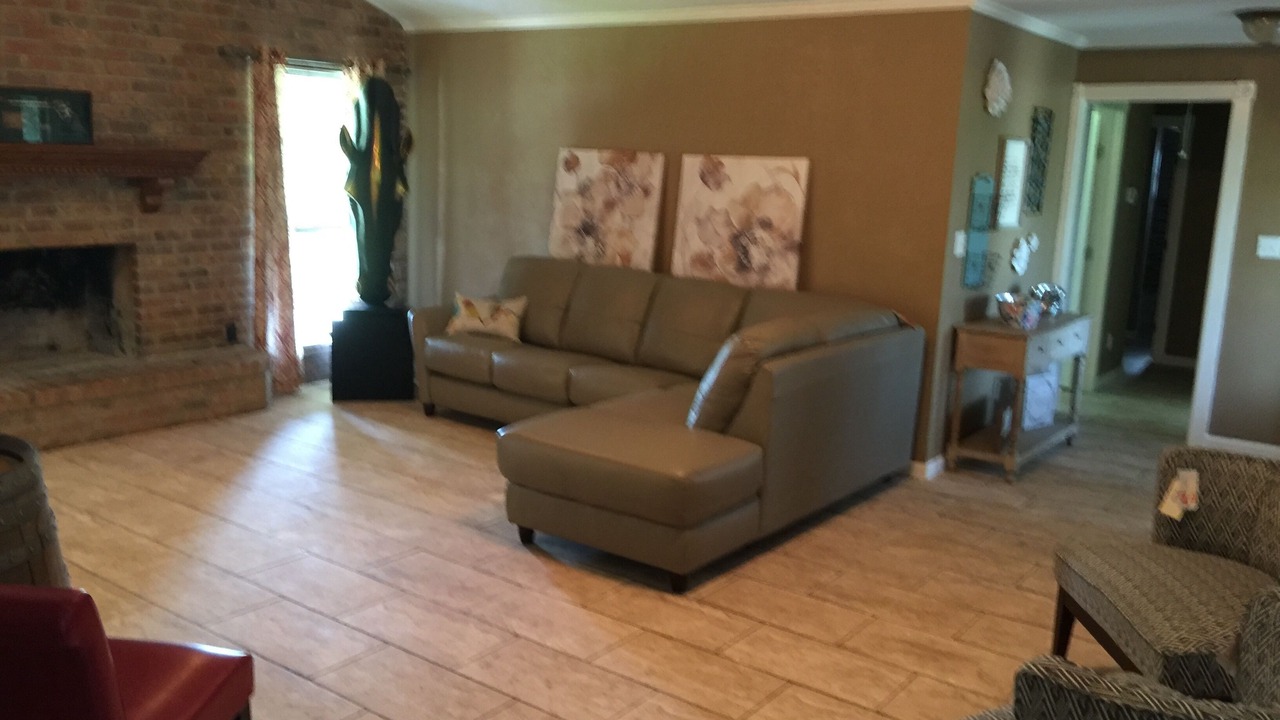 Photo of Livingroom in Brazoria