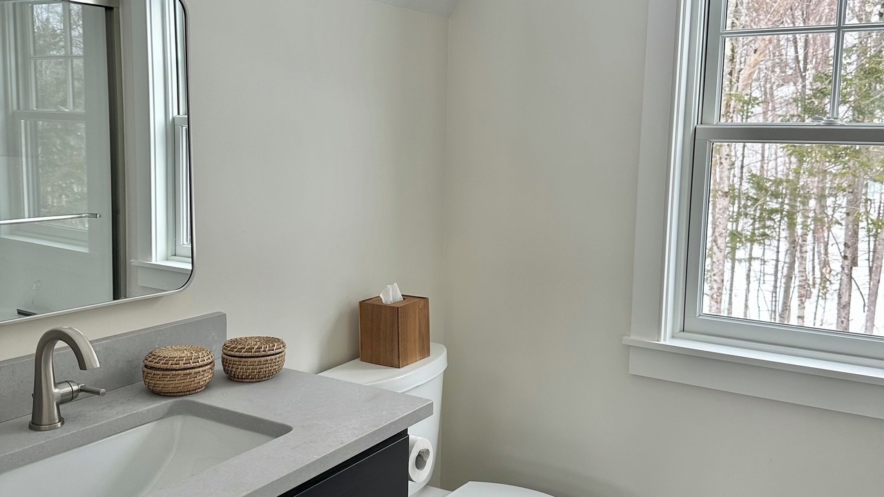 Photo of Bathroom in Warren