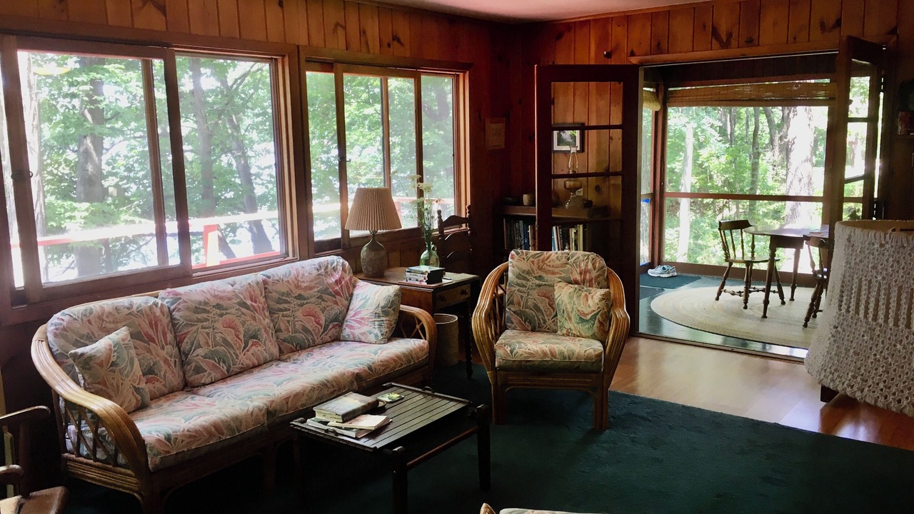 Photo of Livingroom in Honeoye