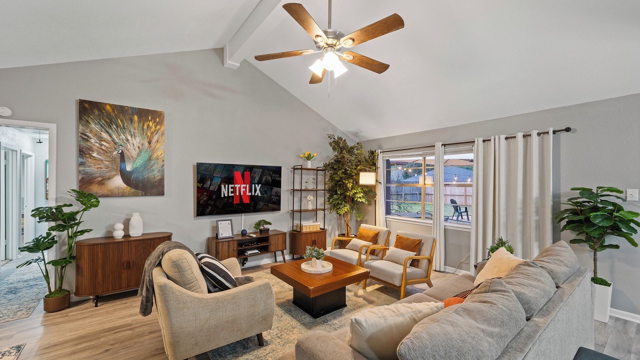 Photo of Livingroom in Humble