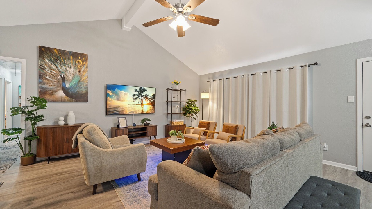 Photo of Livingroom in Humble
