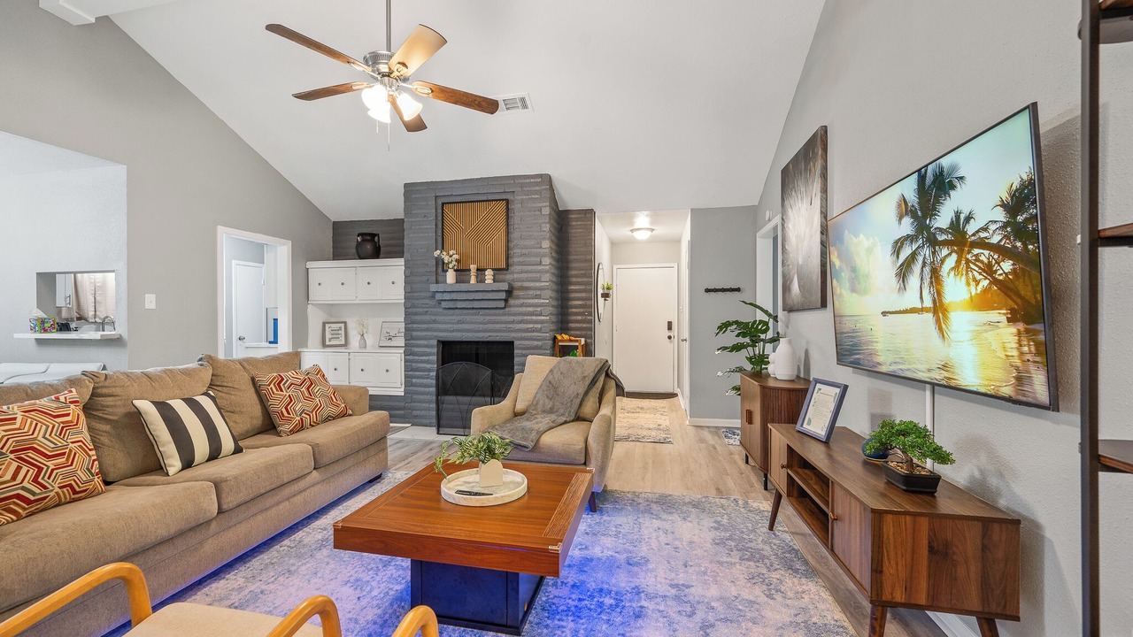 Photo of Livingroom in Humble