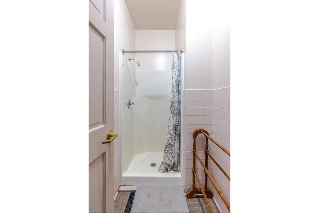 Photo of Bathroom in Waynesboro