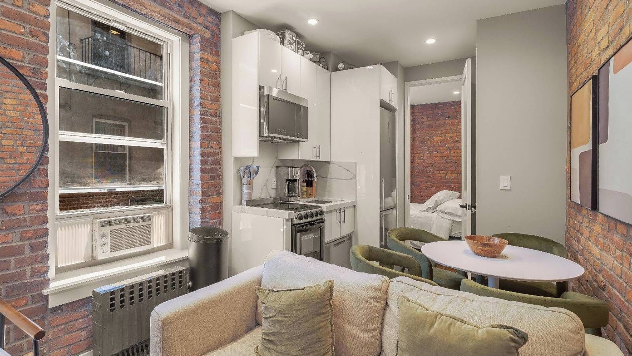 Photo of Livingroom in East Village