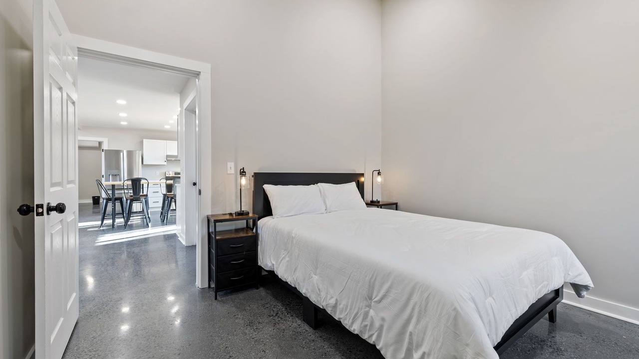 Photo of Bedroom in Berkeley Springs