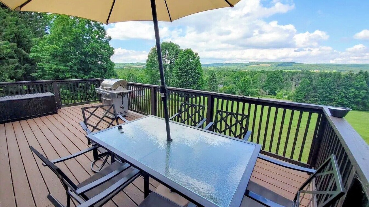 Photo of Outdoor in Cortland