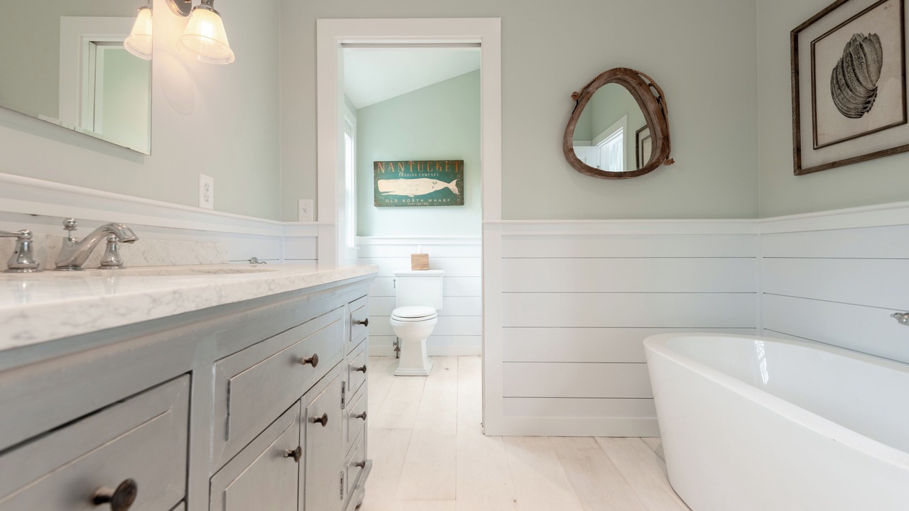 Photo of Bathroom in Madaket
