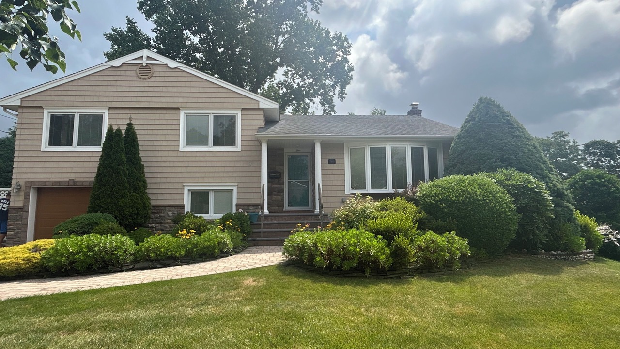 Photo of Outdoor in Old Bethpage