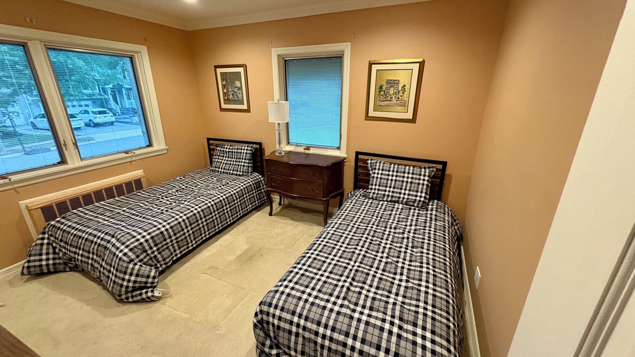Photo of Bedroom in Old Bethpage