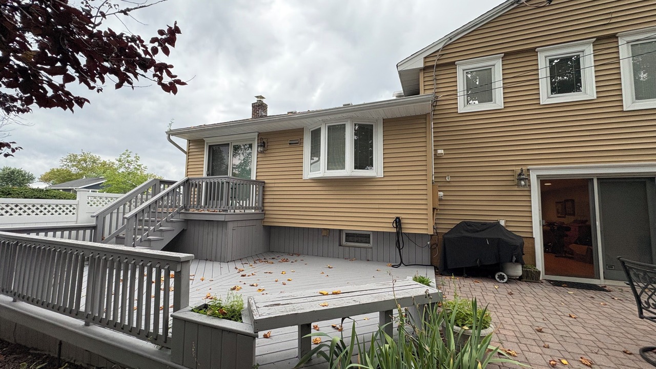 Photo of Outdoor in Old Bethpage