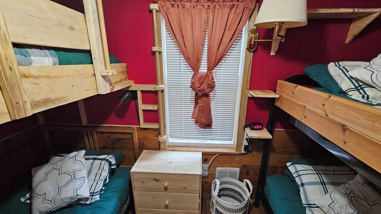 Photo of Bedroom in Smyrna