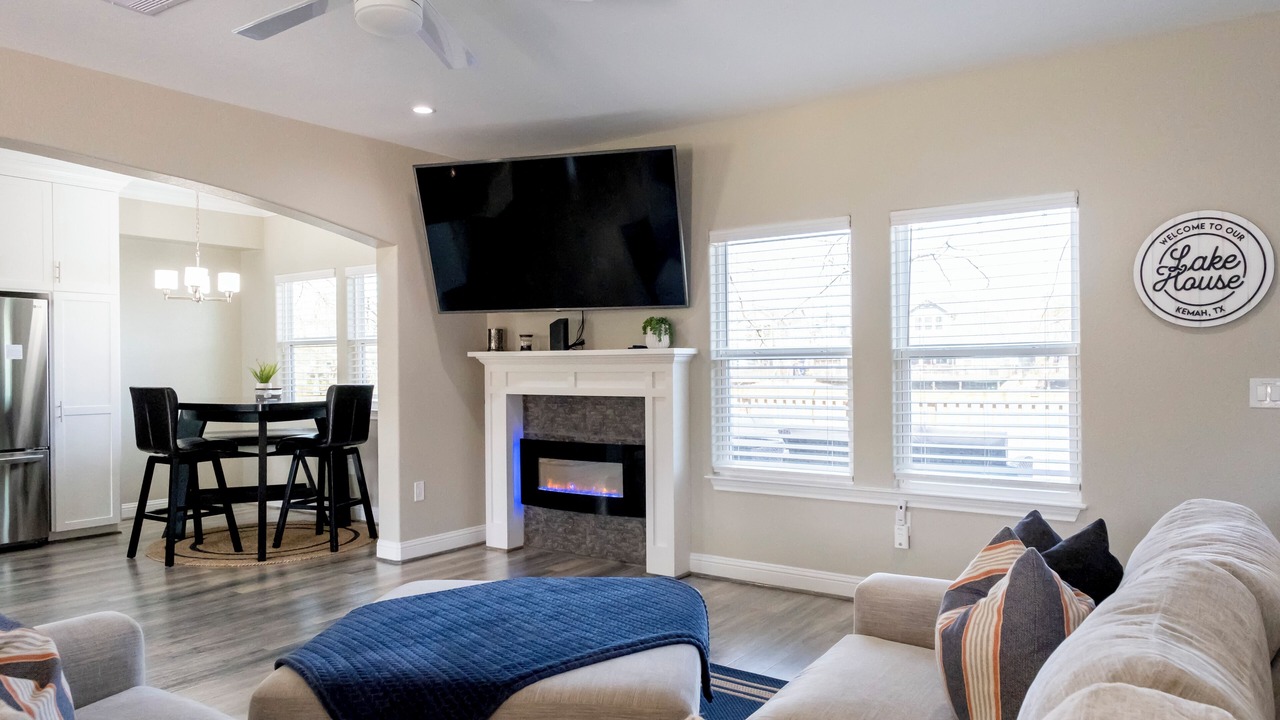 Photo of Livingroom in Clear Lake Shores