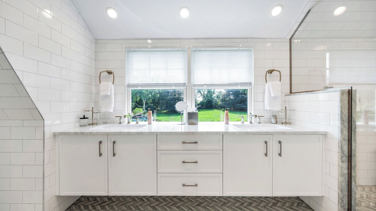 Photo of Bathroom in Water Mill