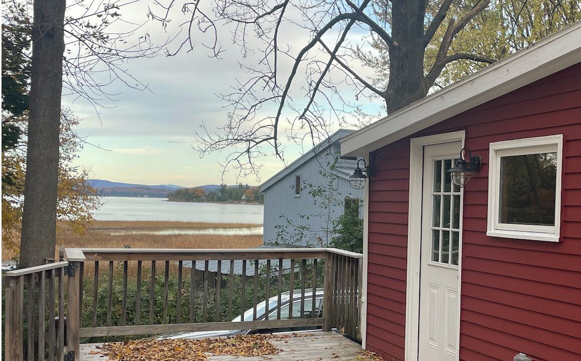 Photo of Outdoor in Malletts Bay