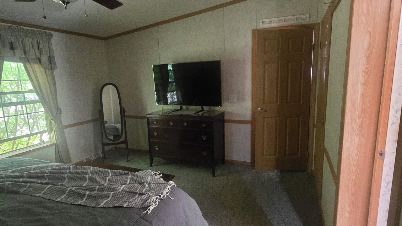 Photo of Bedroom in Castleton