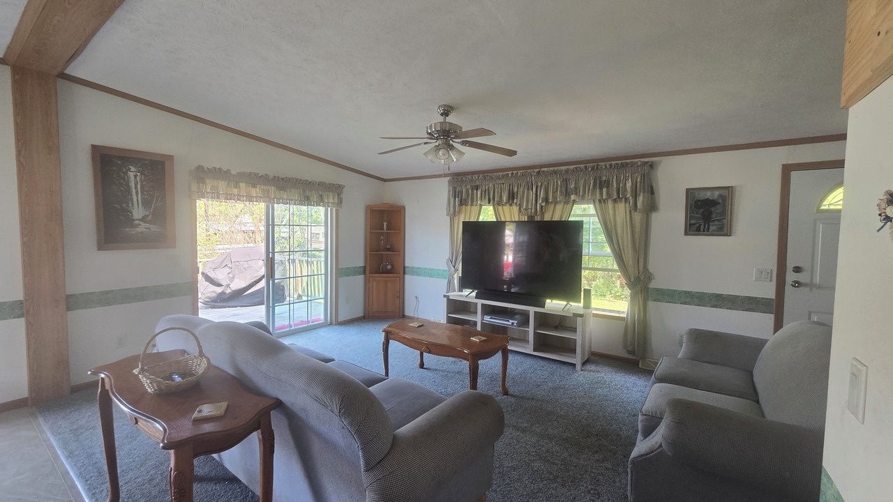 Photo of Livingroom in Castleton