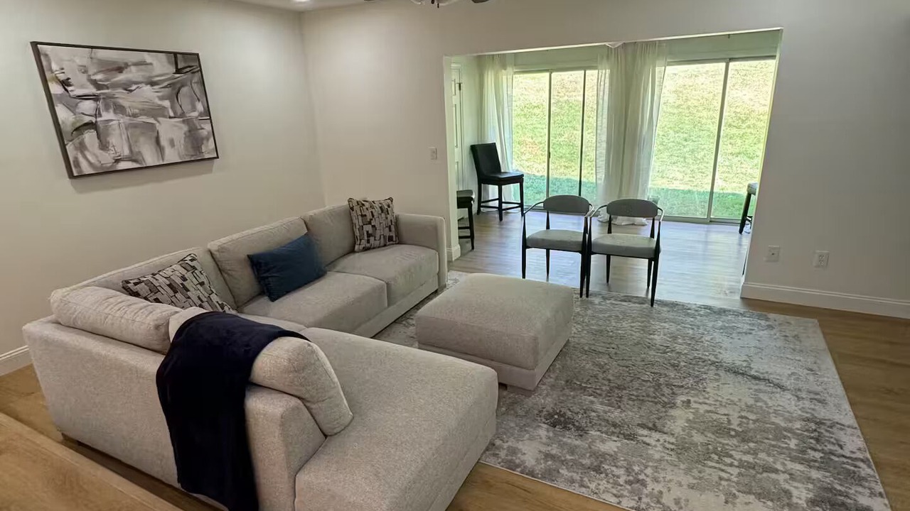 Photo of Livingroom in Merrimack