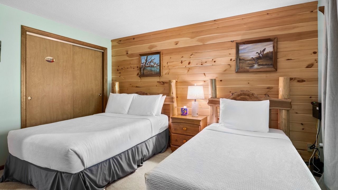 Photo of Bedroom in North Creek