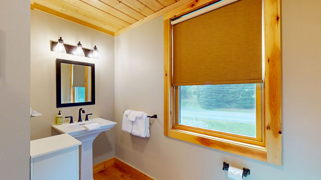 Photo of Bathroom in Severance
