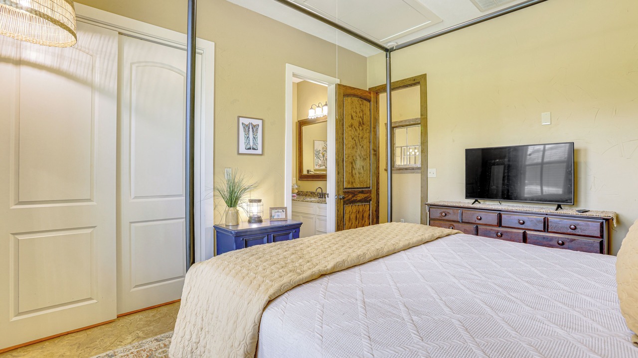 Photo of Bedroom in Cypress
