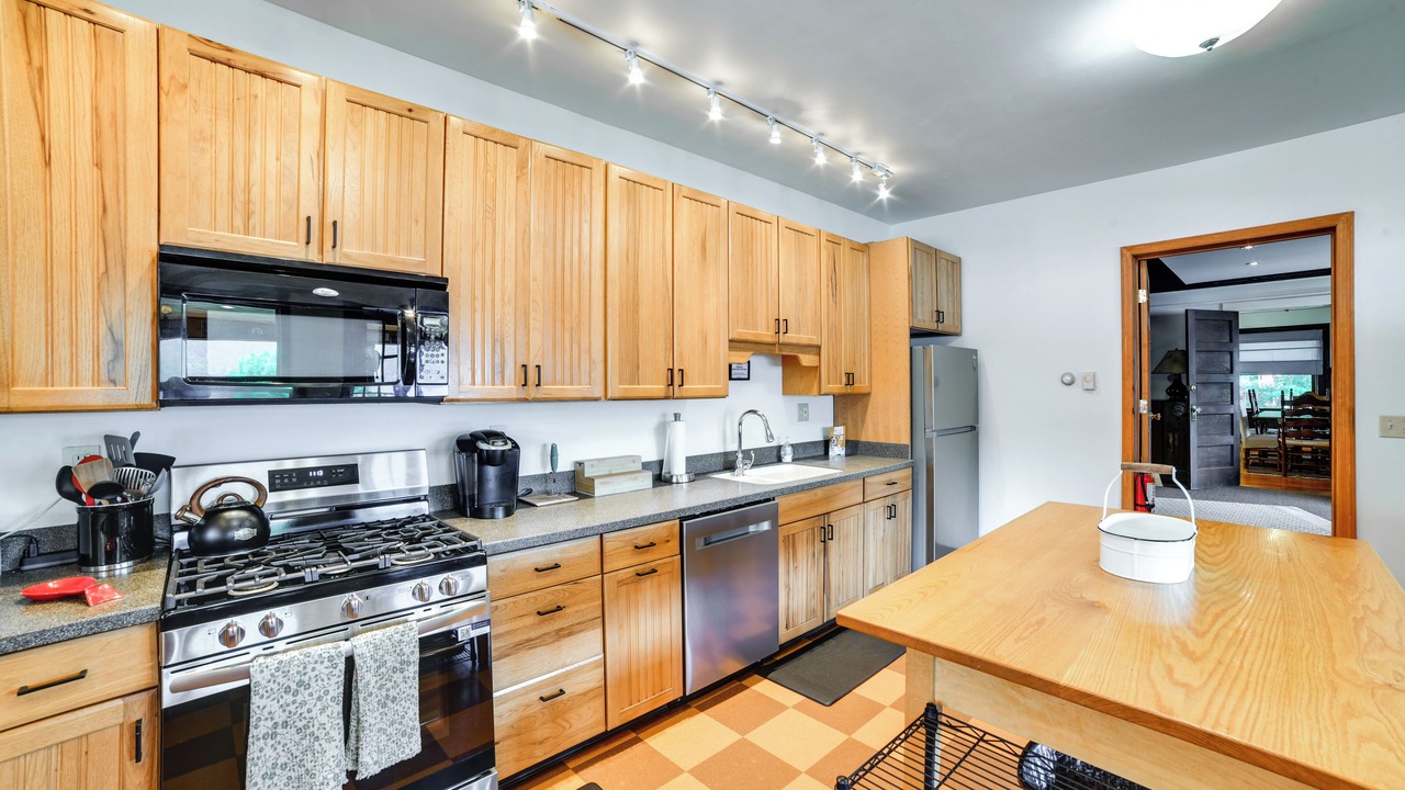 Photo of Kitchen in Cooperstown - Otsego Lake