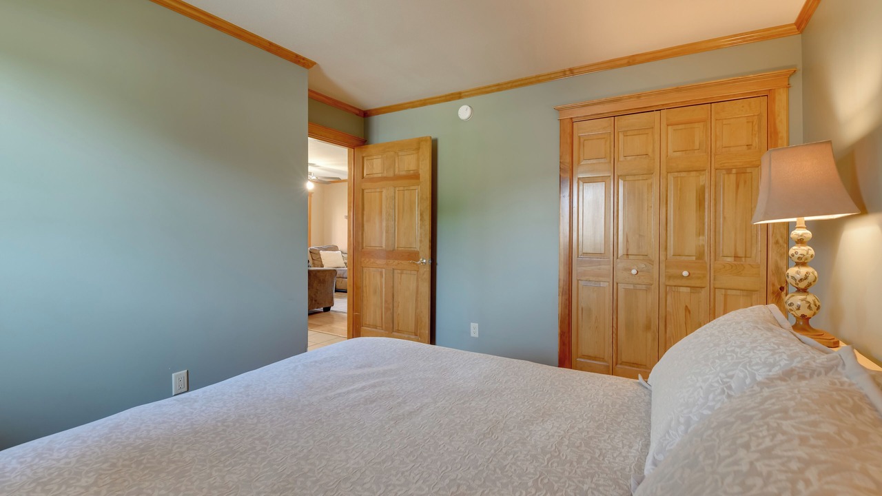 Photo of Bedroom in Newport Center