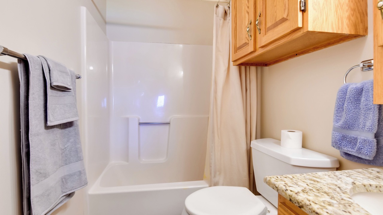 Photo of Bathroom in Newport Center