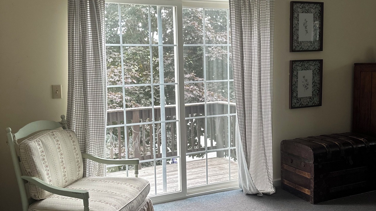Photo of Livingroom in Hamilton