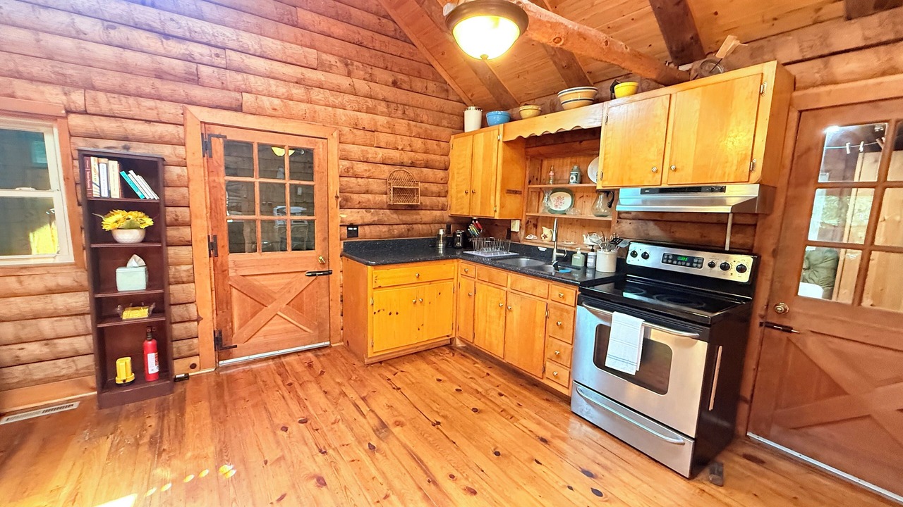 Photo of Kitchen in Craig Creek
