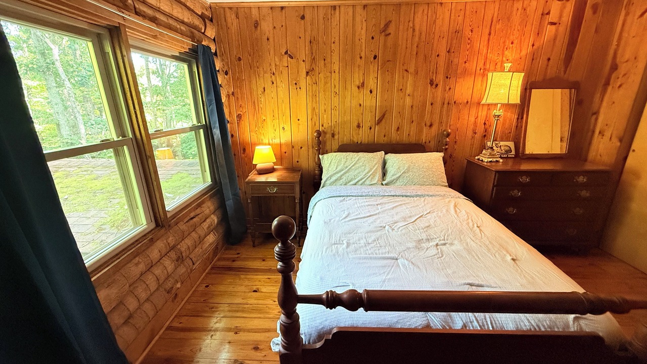 Photo of Bedroom in Craig Creek