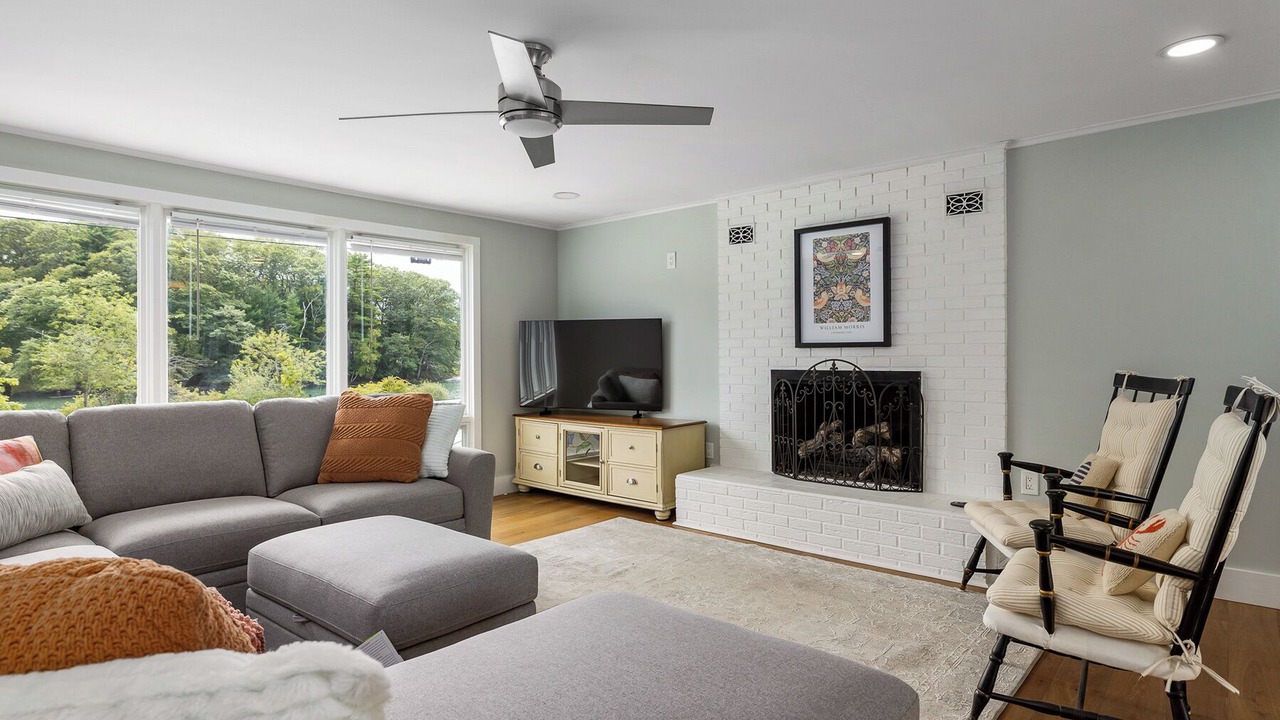 Photo of Livingroom in Kittery