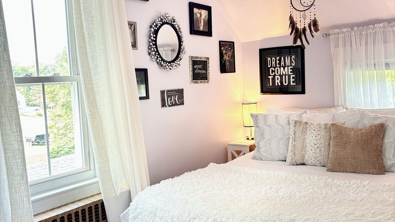 Photo of Bedroom in Milford