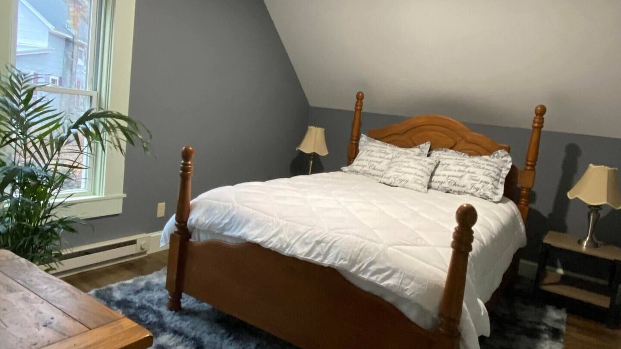 Photo of Bedroom in Springfield