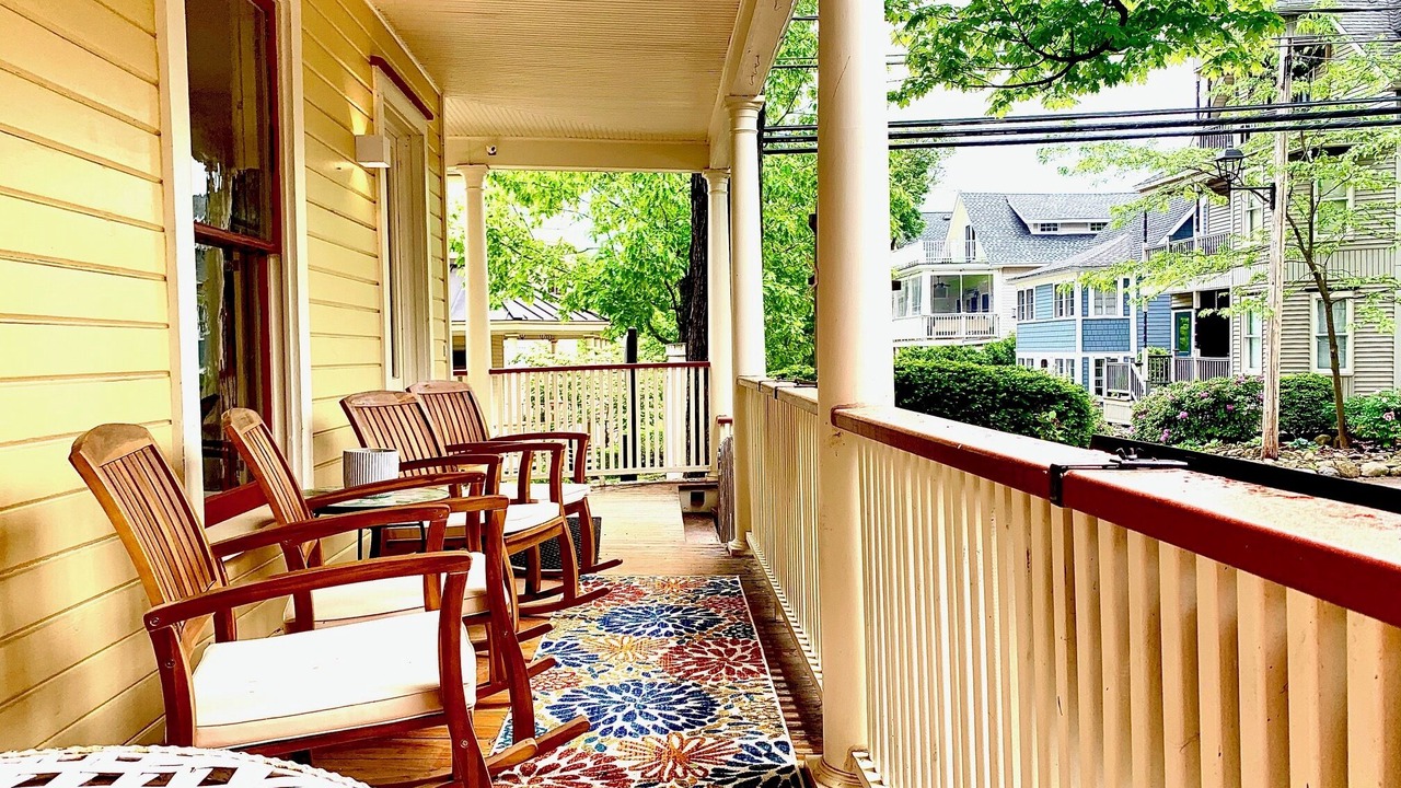 Photo of Patio Balcony in Chautauqua