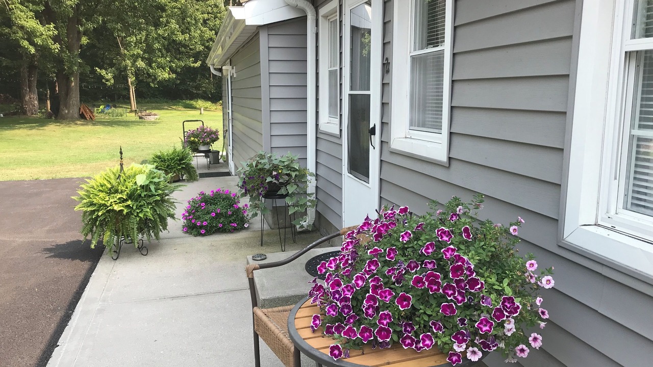 Photo of Patio Balcony in Durhamville