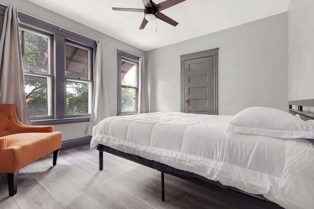 Photo of Bedroom in Niagara Falls
