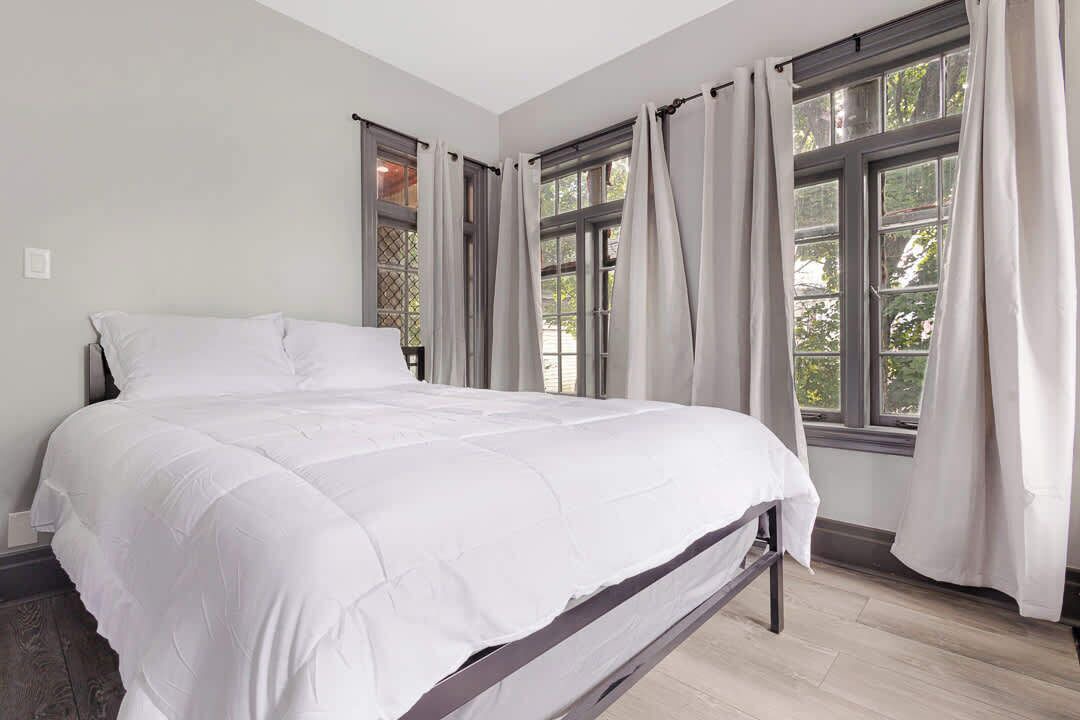 Photo of Bedroom in Niagara Falls