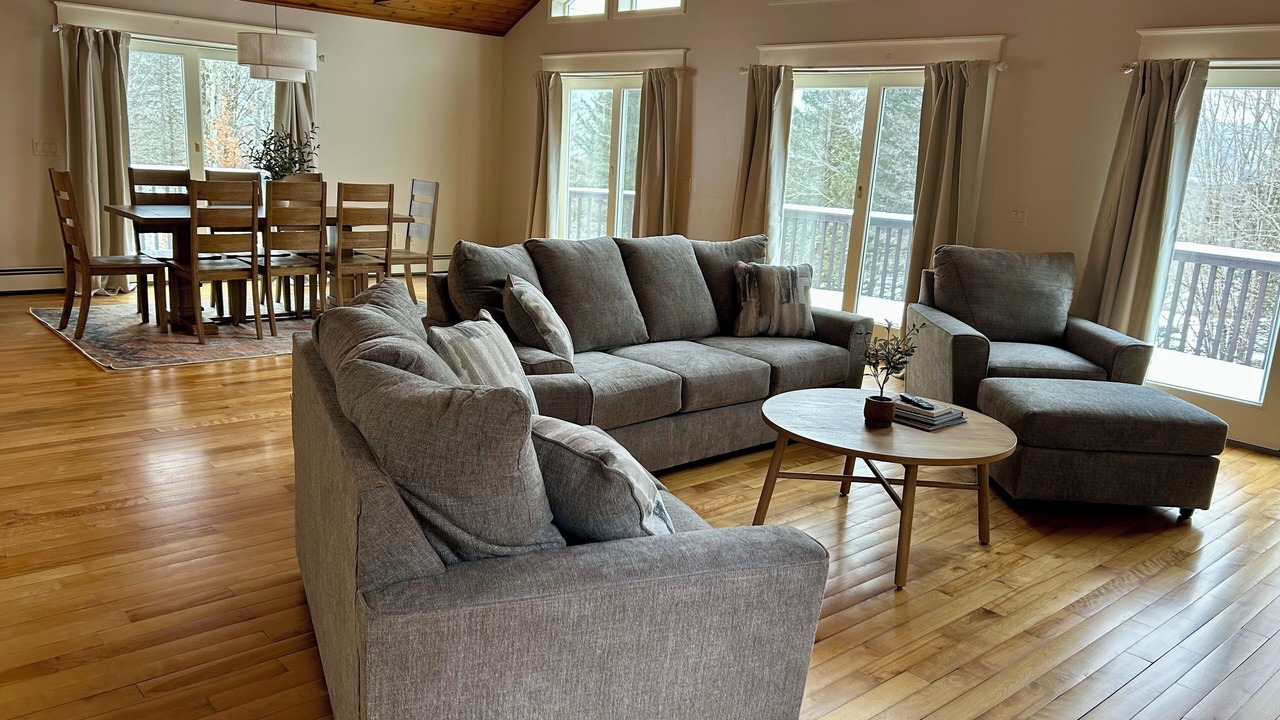 Photo of Livingroom in Cooperstown