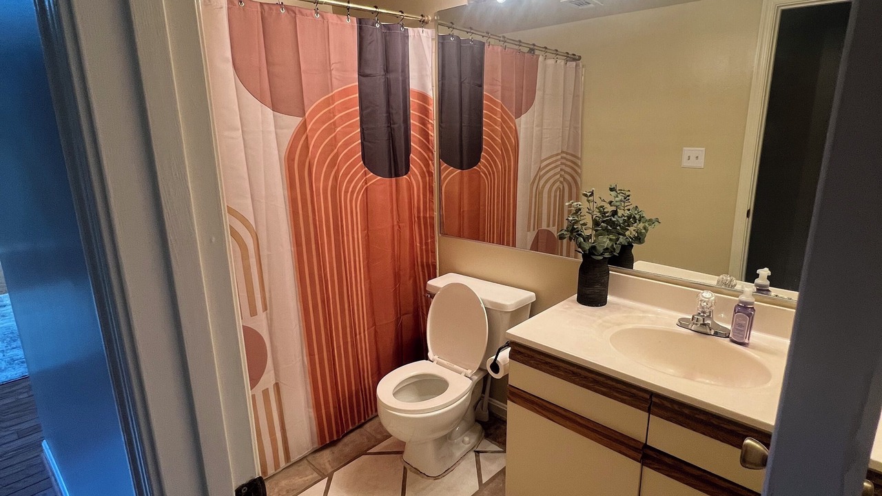 Photo of Bathroom in Lake Arbor
